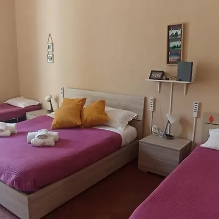 דירה Casa Giaru' קטאניה